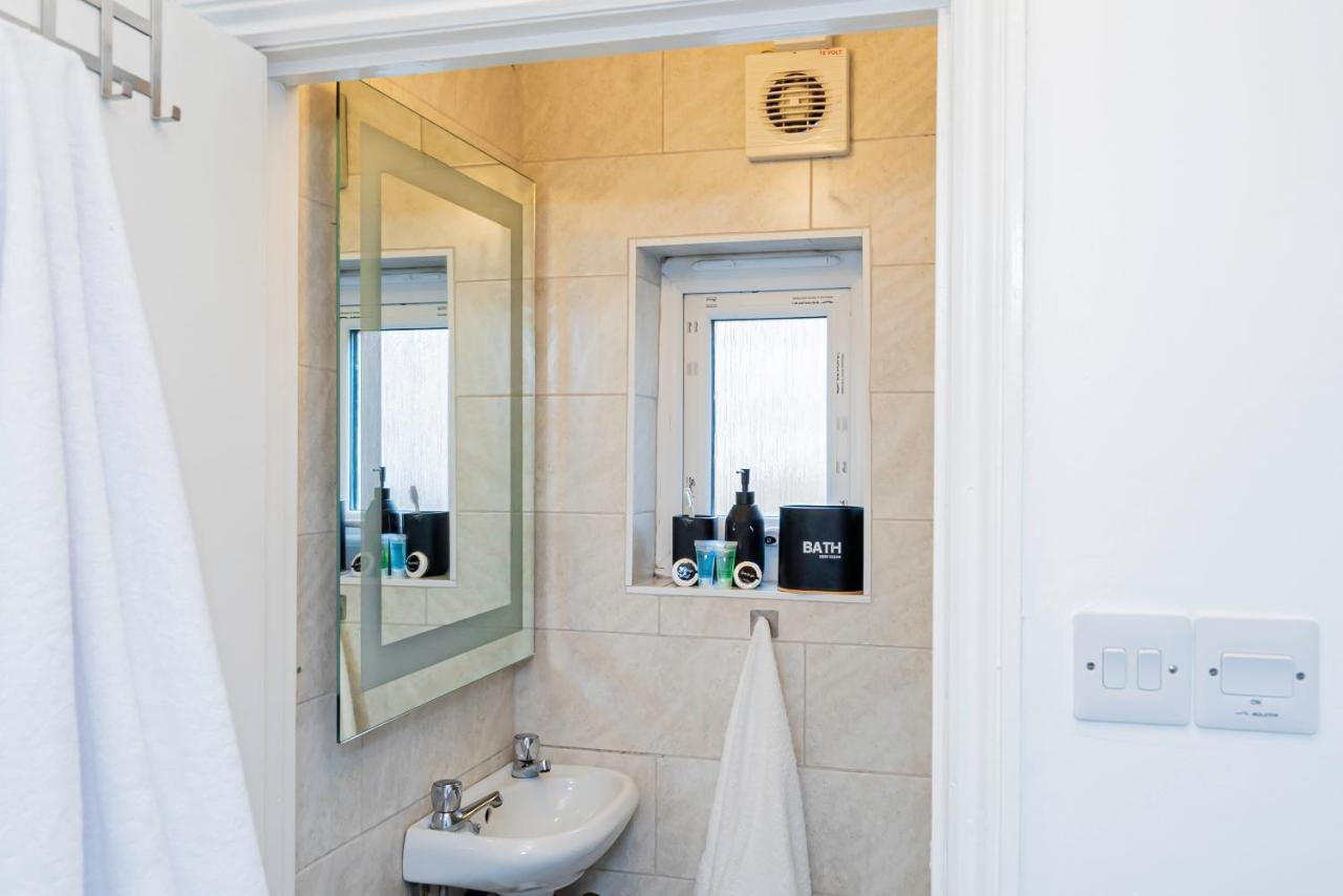Charming 2-bedroom Flat With A Garden And Free Parking At Abingdon Appartement Oxford