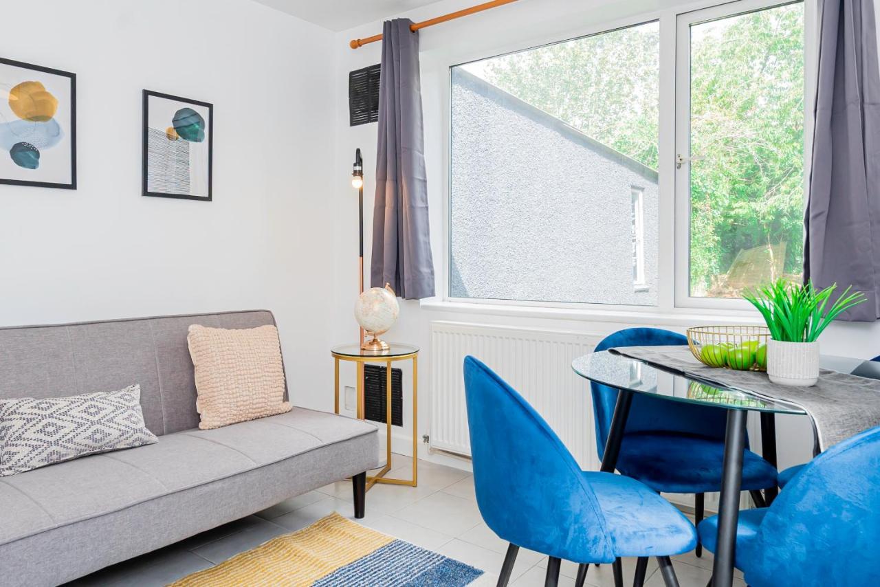 Charming 2-bedroom Flat With A Garden And Free Parking At Abingdon